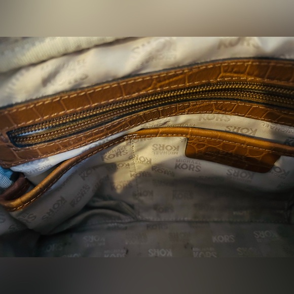 Michael Kors Brown Satchel Croc UNIQUE - Picture 6 of 10